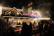 Melissa's Schmankerl Hütte  auf dem Ingolstädter Christkindlmarkt (©Foto: Martin Schmitz)